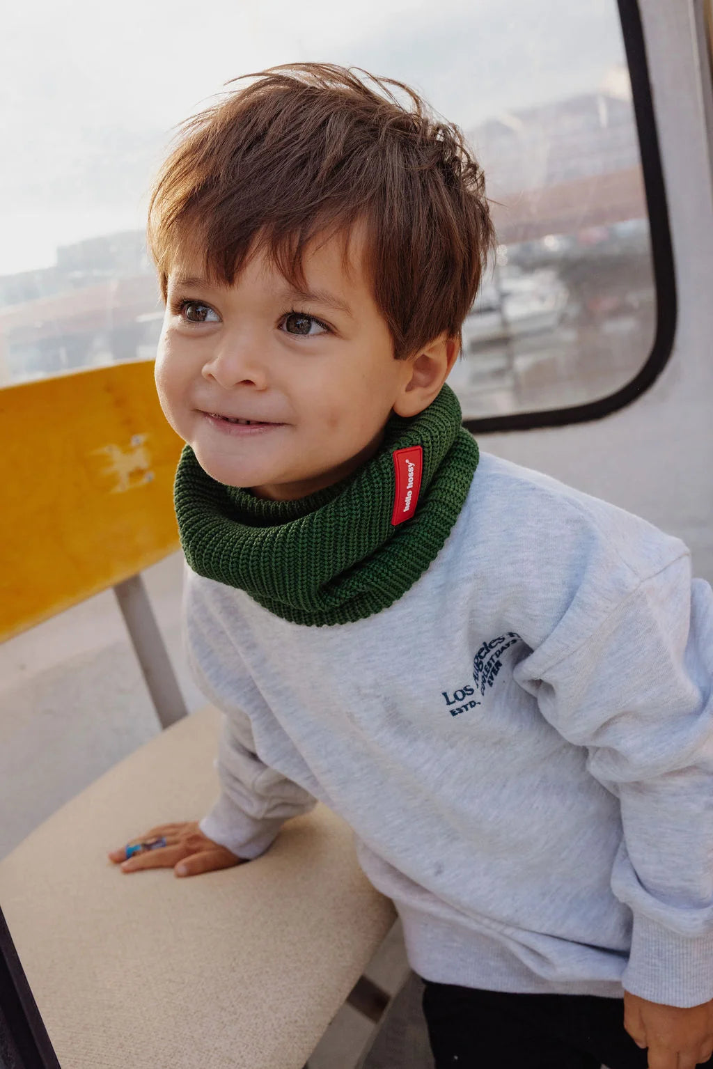 Hello Hossy | Cocoon Mossy nekwarmer
