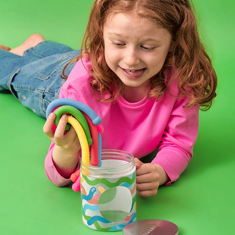 Kikkerland | Kidoki can of worms (6 stuks)