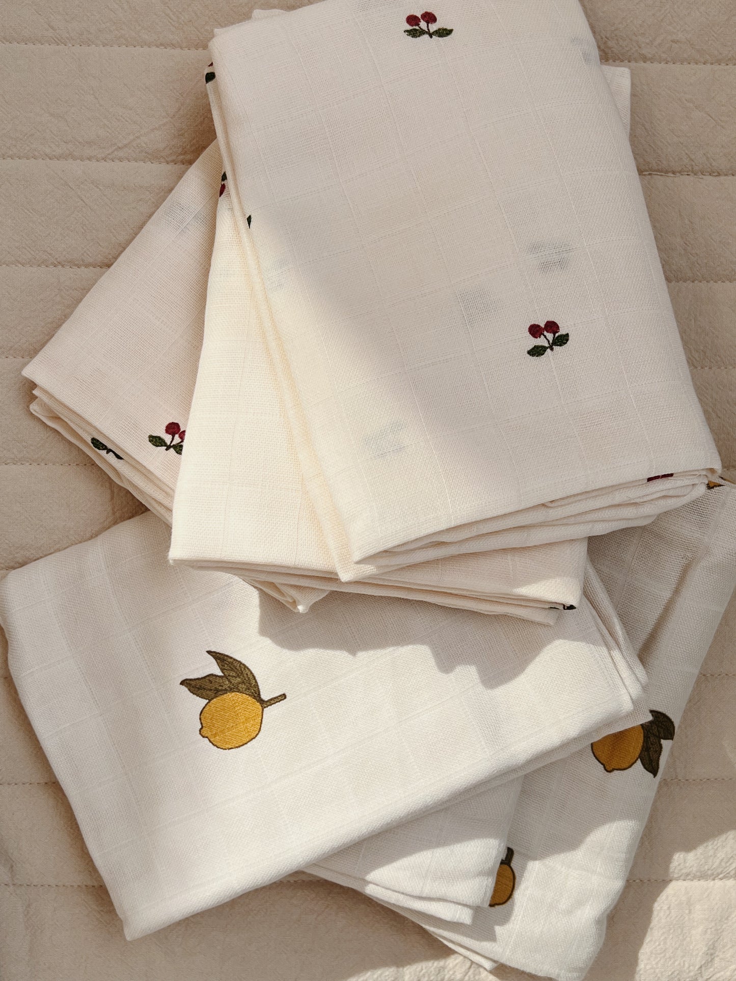 Konges Sløjd | muslin cloth hydrofiele doek kersen