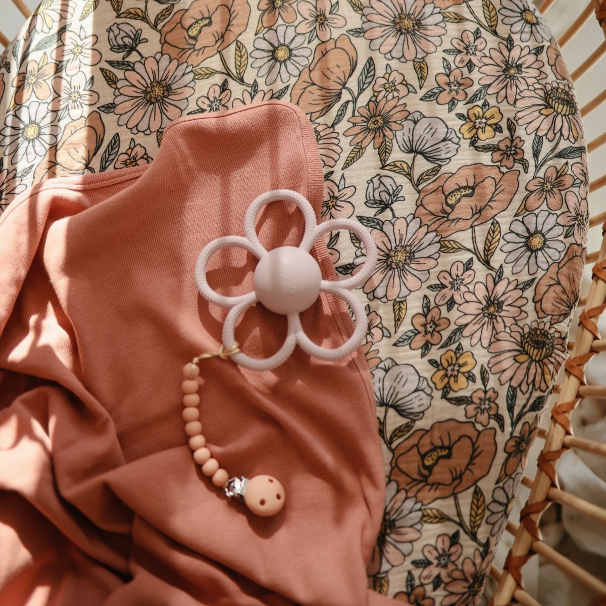 Mushie | Speenclip Hera Powder Pink