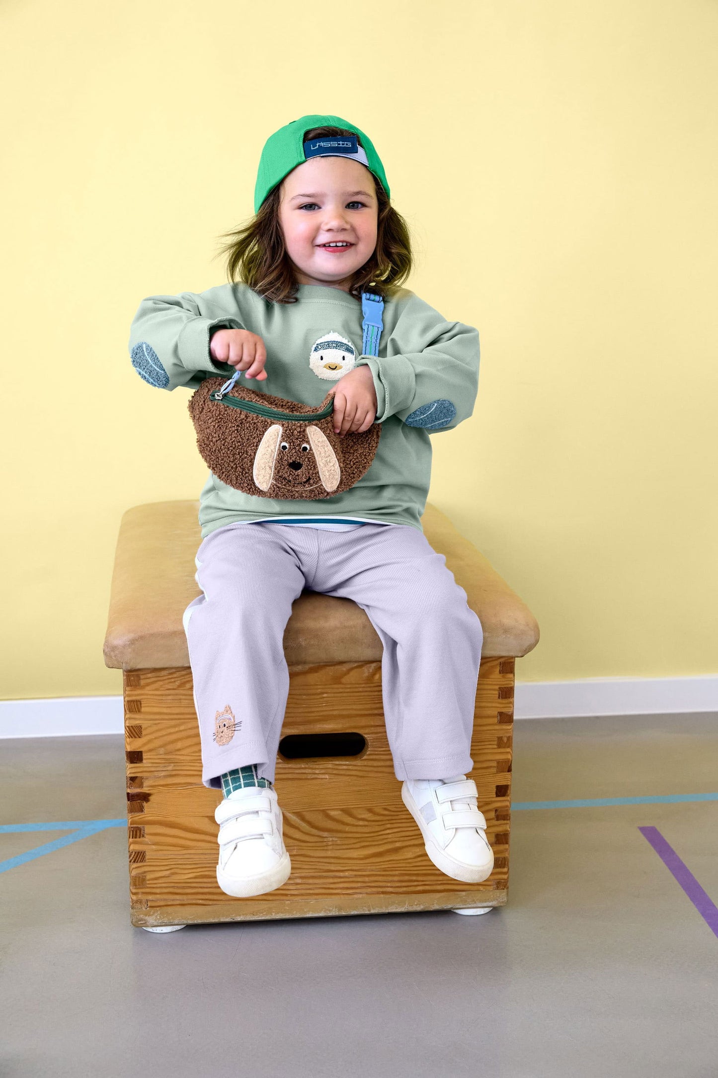 Lässig | Bell-bottom pants Lila