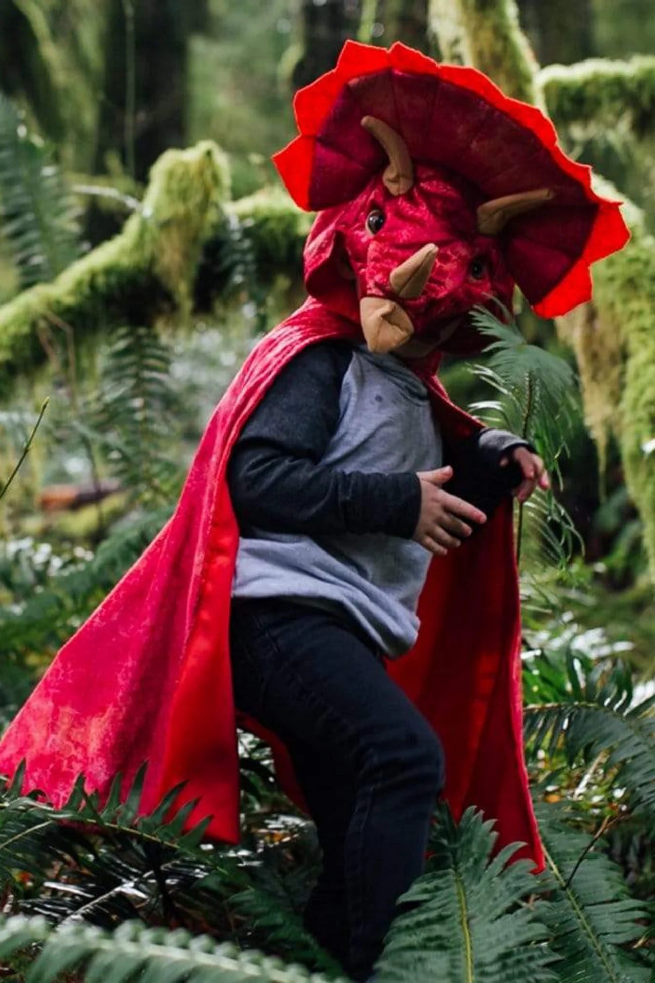 Great Pretenders | Triceratops Cape – Rode Dino Verkleedcape