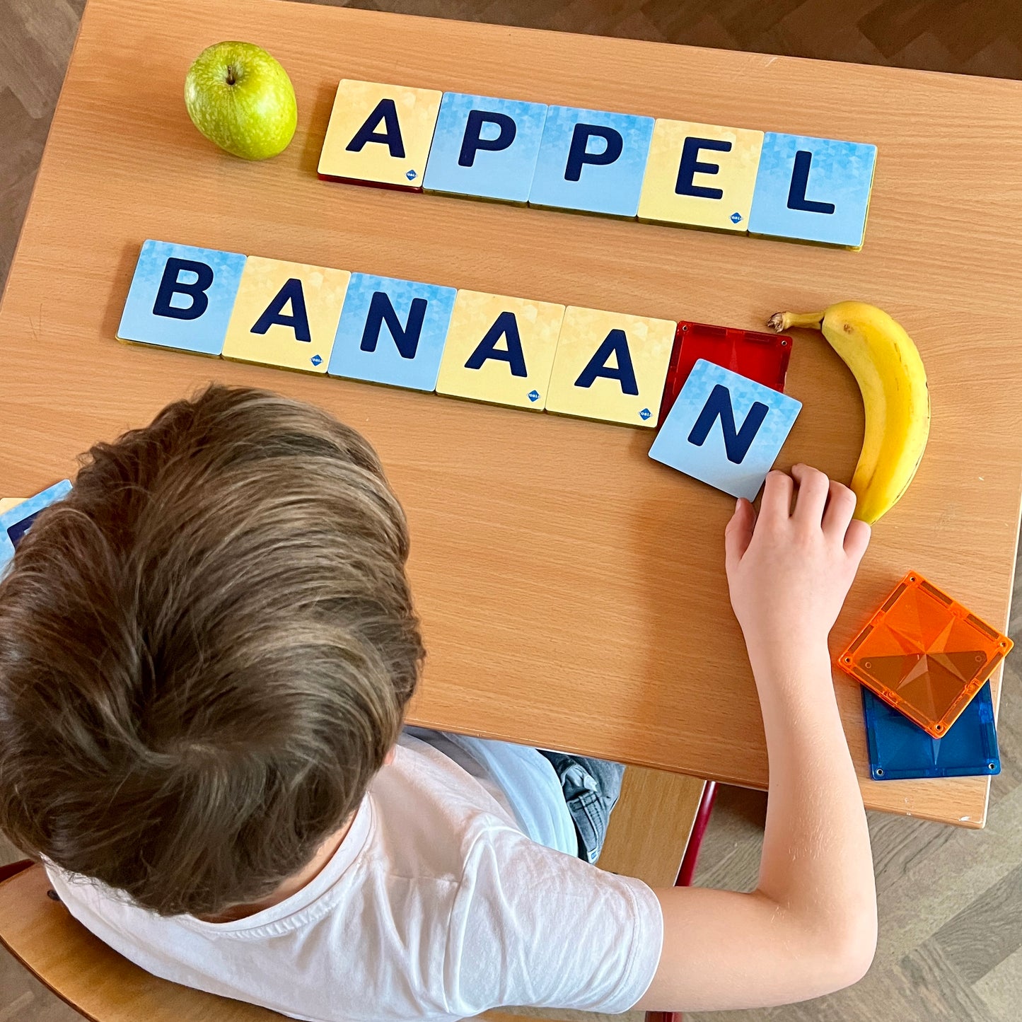Coblo | toppers hoofdletters