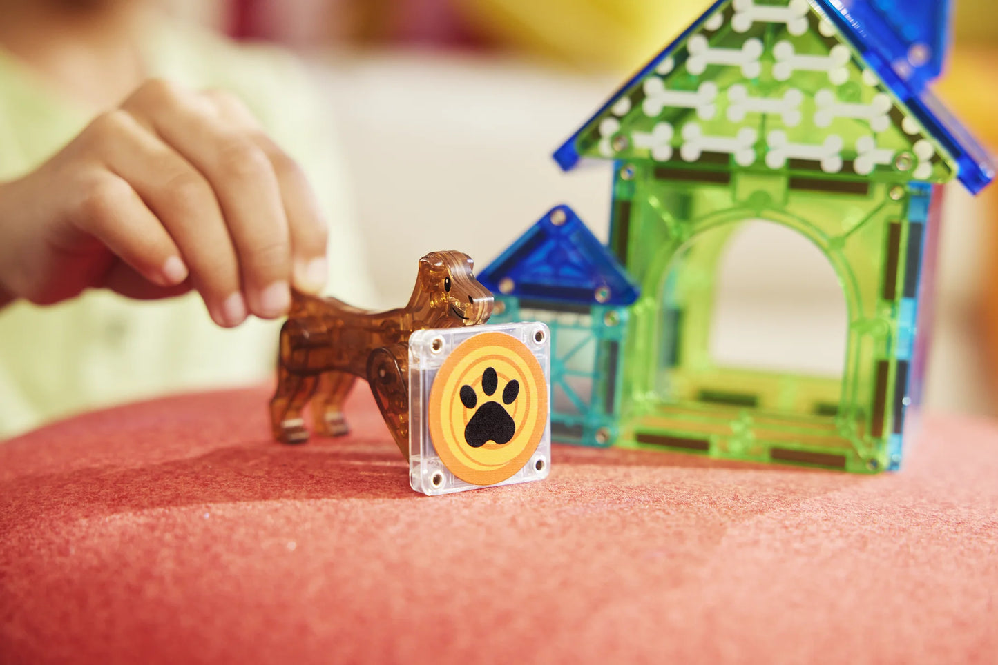 Magna-Tiles | Dog house 13-Piece Set