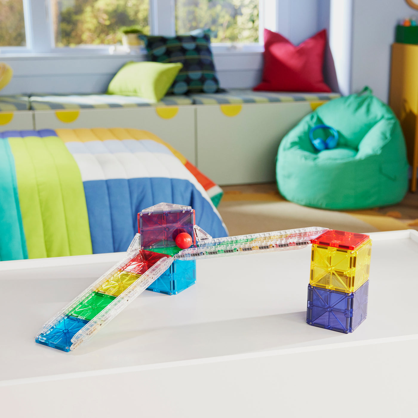 Magna-Tiles | Rail Racers 33-Piece Set