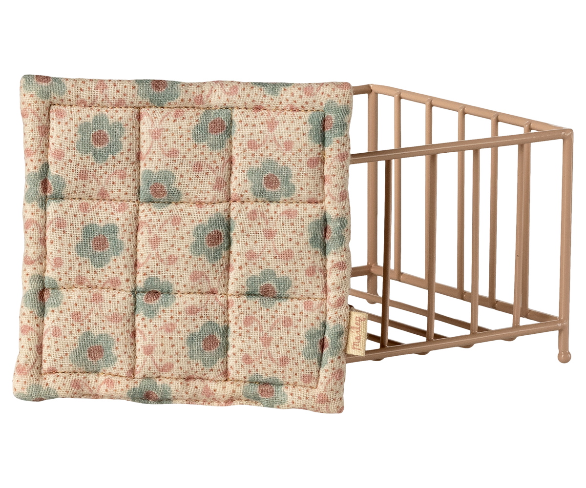 Maileg | Playpen, box, my-rose | 11-6102-00
