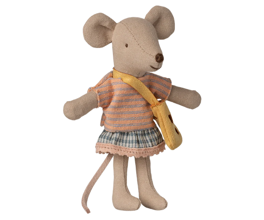 Maileg | Little Sister Mouse met Tasje | 11 cm