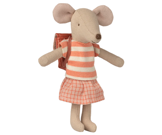 Maileg | Tricycle Mouse Big Sister met Rugzak | Coral | 13 cm