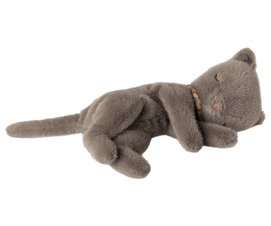 Maileg | Sleeping kitten Plush, grey | 16-6995-01