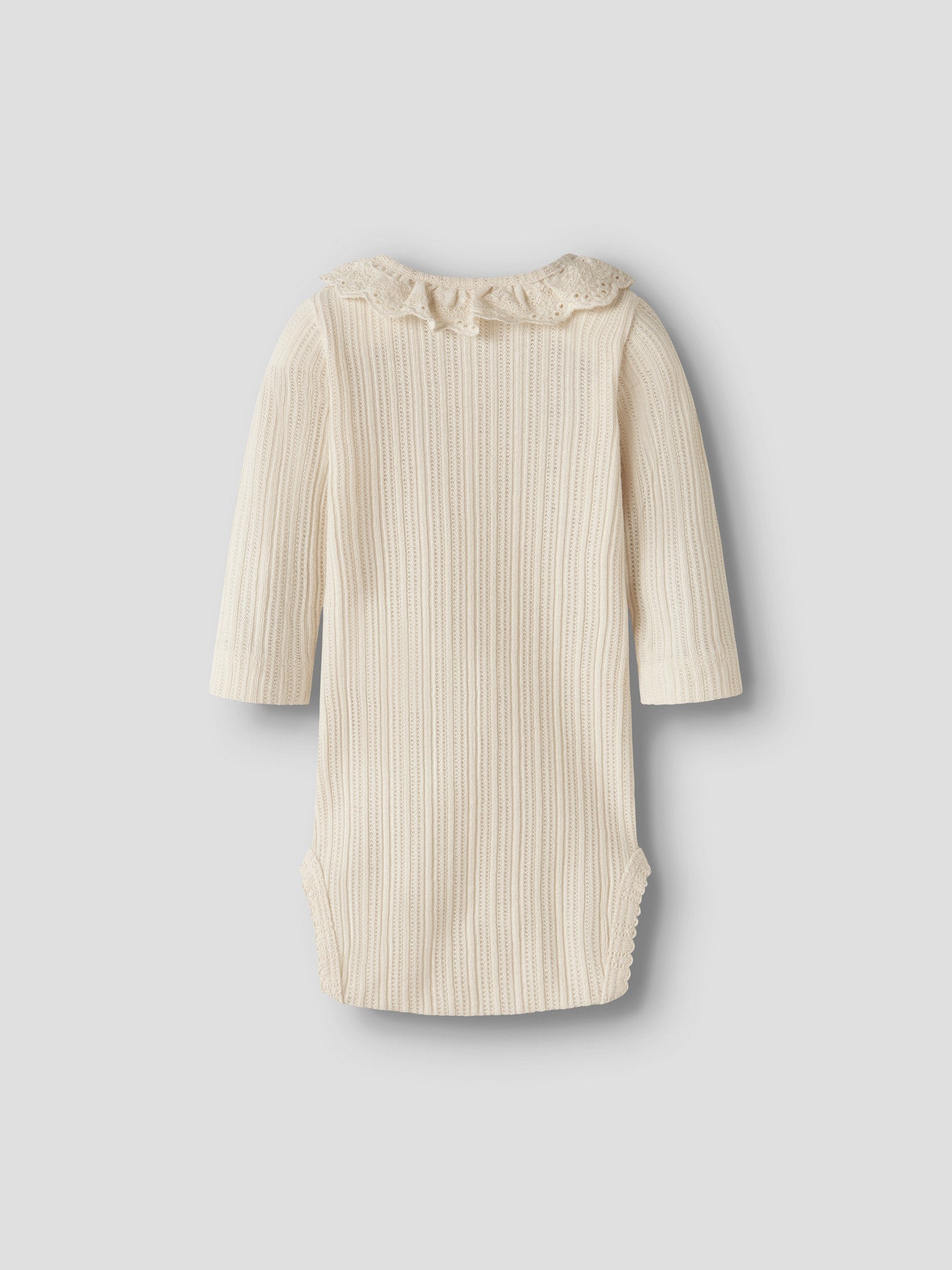 Lil' Atelier | Baby Romper Off White – Ribstof met Broderiekraag