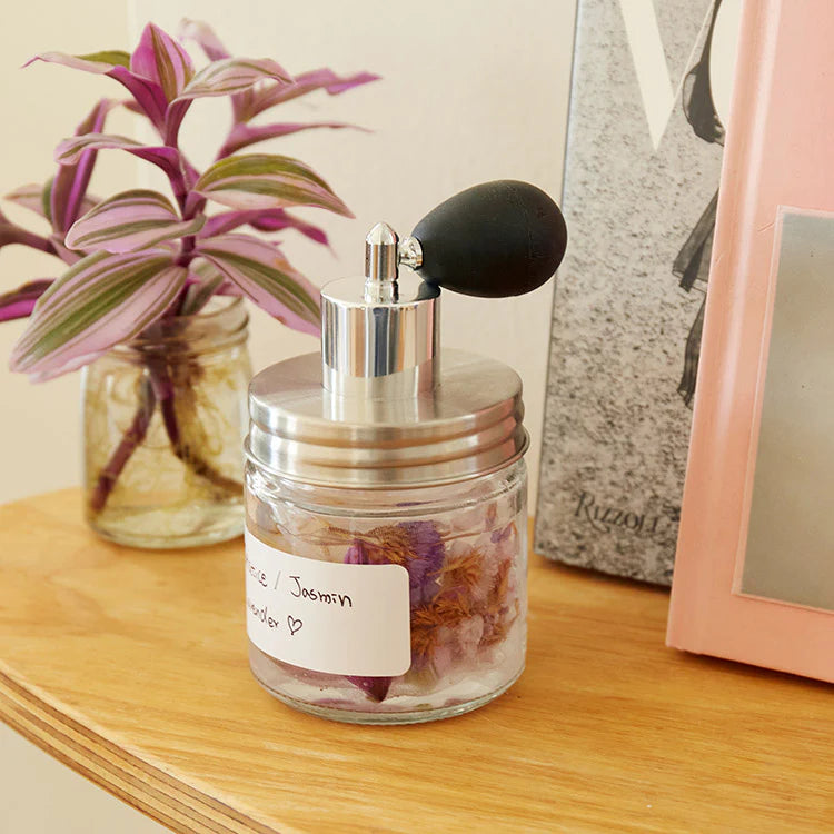 Kikkerland | DIY parfum maken voor kinderen – Huckleberry
