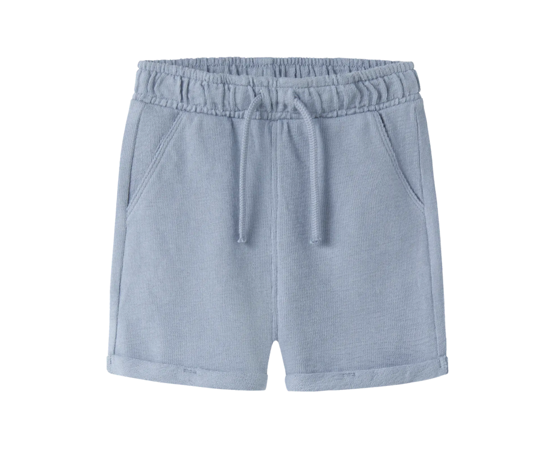 Lil’ Atelier | sweatshort lichtblauw – comfortabele baby- en kindershort