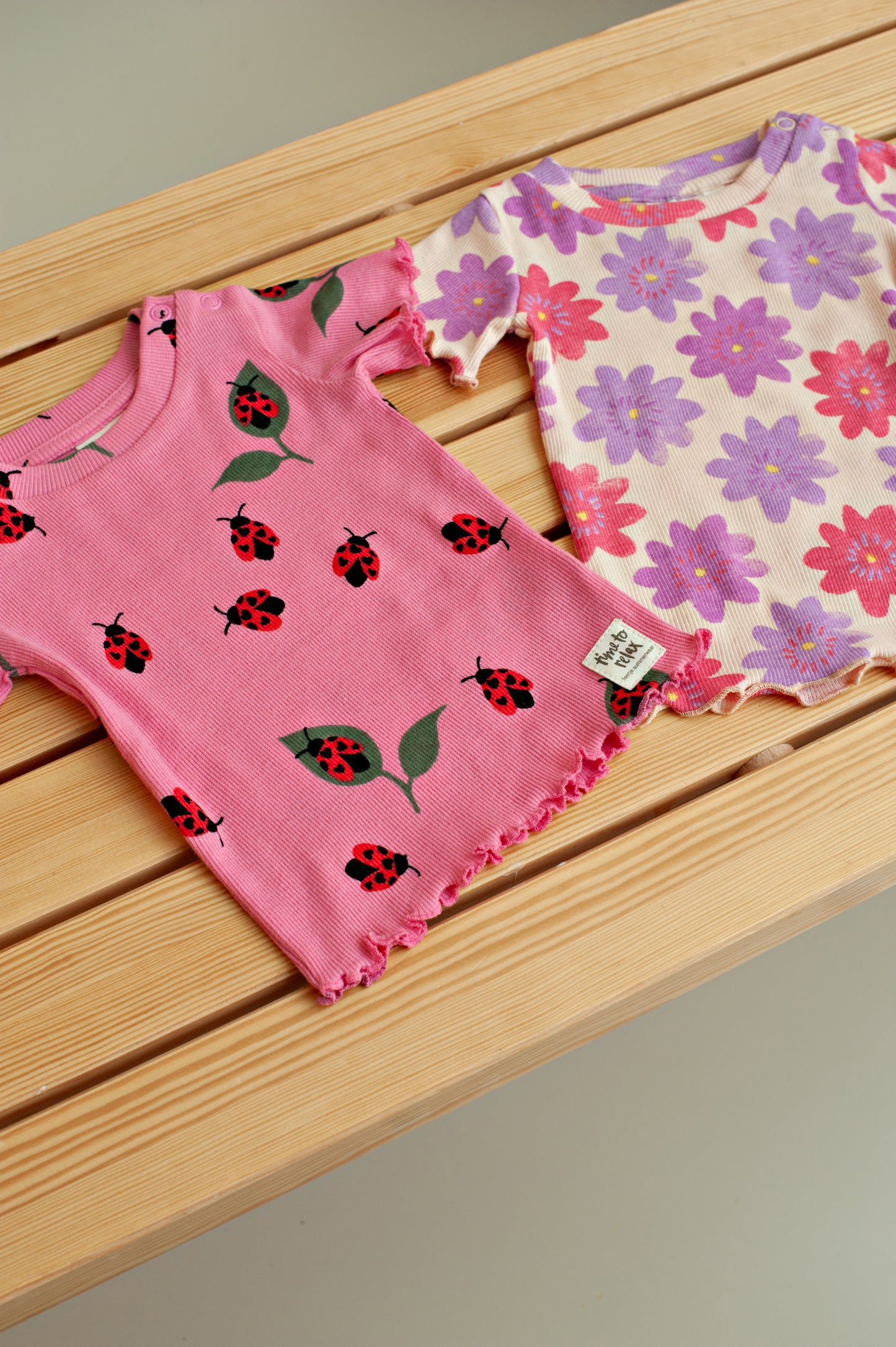 Feetje | Shortama Lily Ladybug – Roze Baby Pyjama