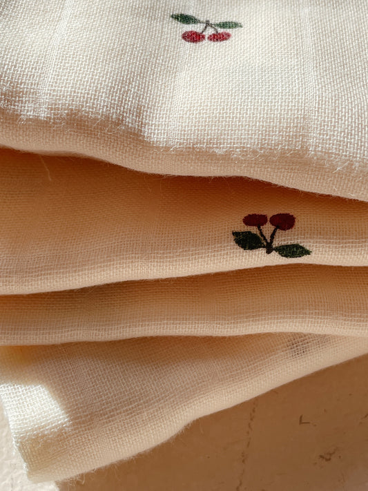 Konges Sløjd | muslin cloth hydrofiele doek kersen