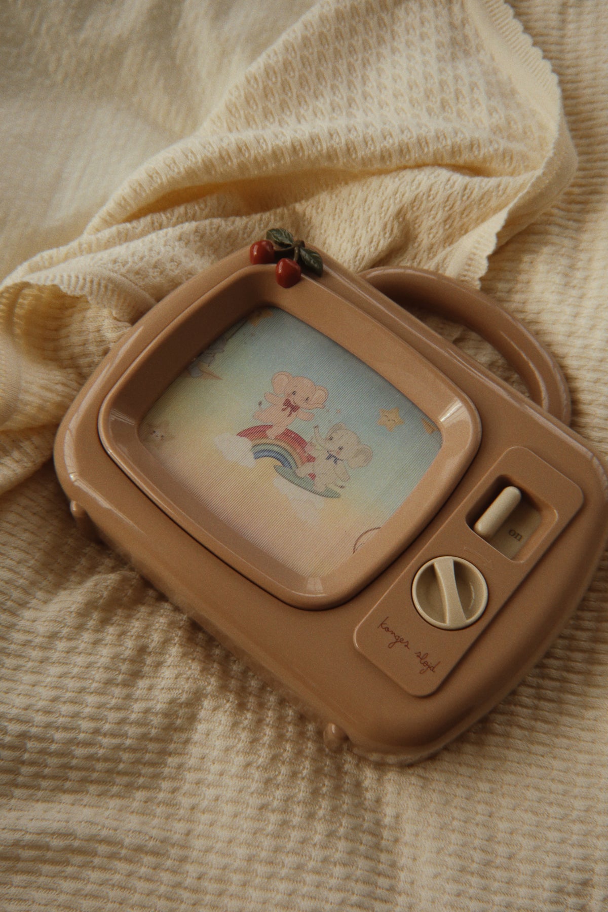 Konges Sløjd | My Melody TV - Cherry